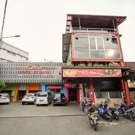 Vaccinated Staff - Oyo 352 Homestay Sabang Bandung Zewnętrze zdjęcie