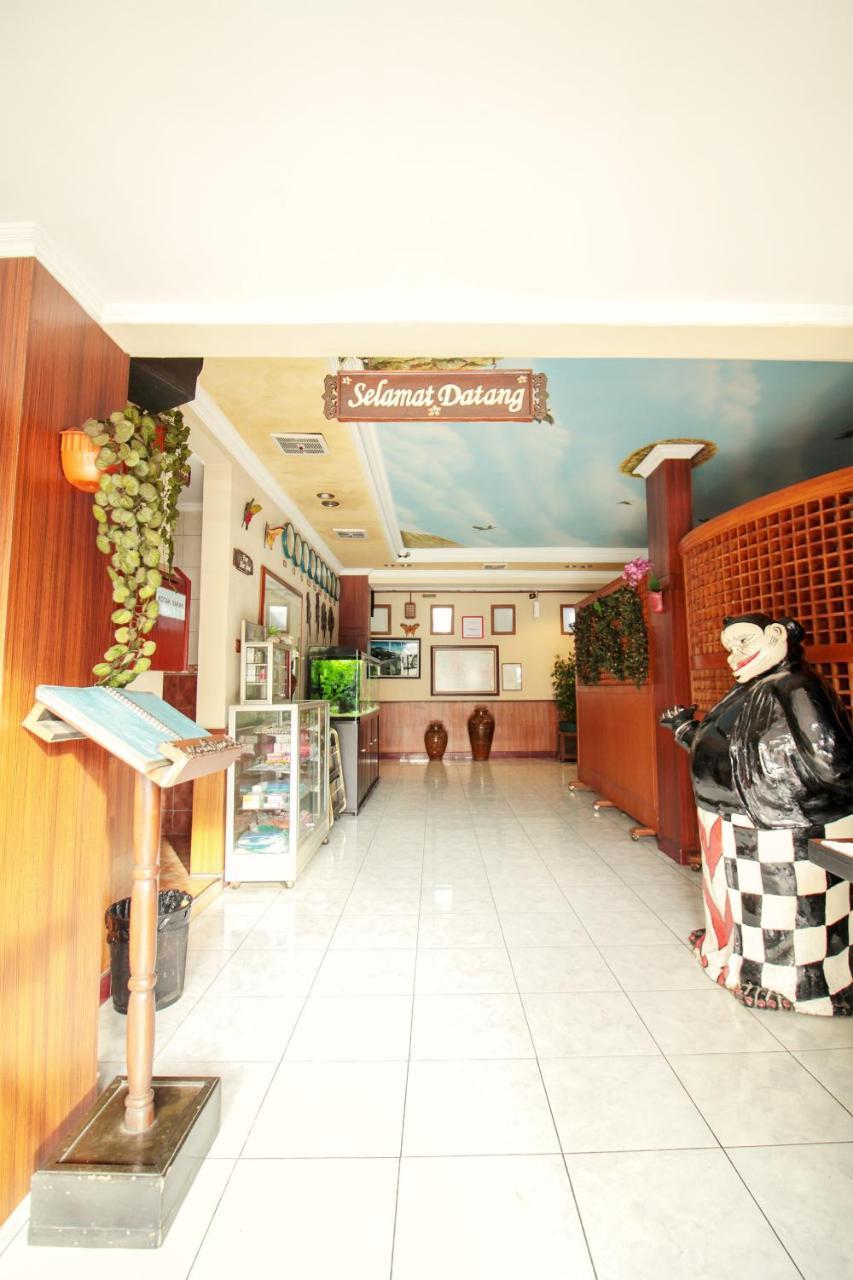 Vaccinated Staff - Oyo 352 Homestay Sabang Bandung Zewnętrze zdjęcie